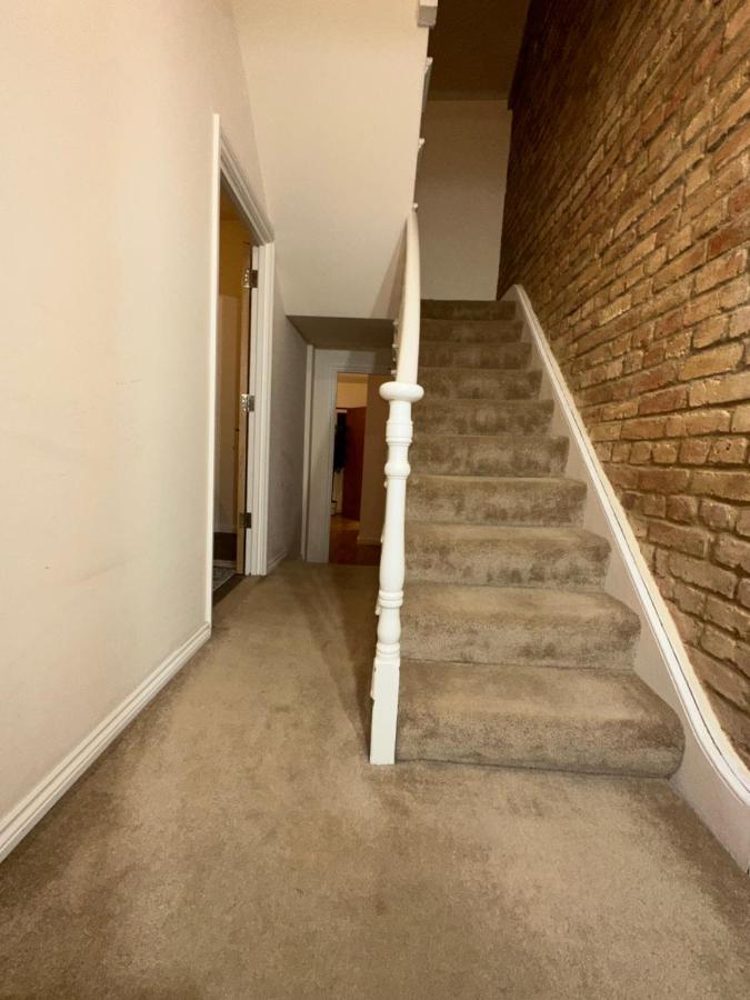 North London A Spacious 7 Bedroom House Accommodating Up To 18 People Complete With Own Gym And Table Tennis Екстериор снимка